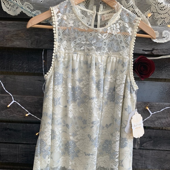 NWT Altar’d State Cream-Lt Blue Lace Tank - Picture 1 of 6